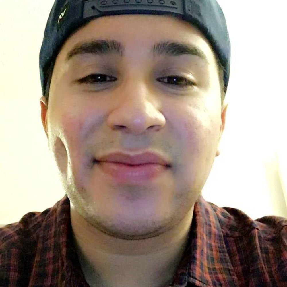 Meet your Posher, Luis